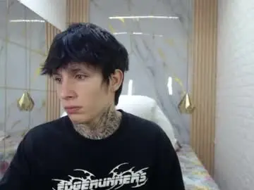 Chaturbate Adult Webcam of cry_thereal