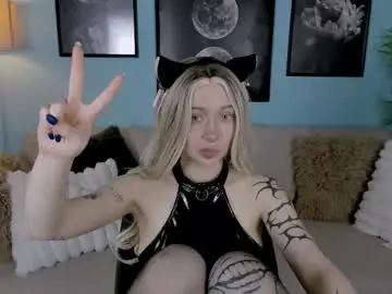 Chaturbate Watch Live Sex Cams of friend_zone_