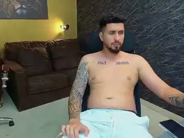 Chaturbate Free Porn Cam of loganstroud