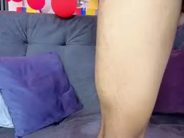 Chaturbate Watch Live Sex Cams of triiangel_latinboy