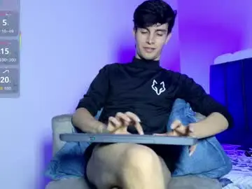 Chaturbate Nude Webcam of axxxel_twink
