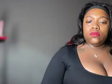 Chaturbate Live Sex Cam of bnwo_goddess