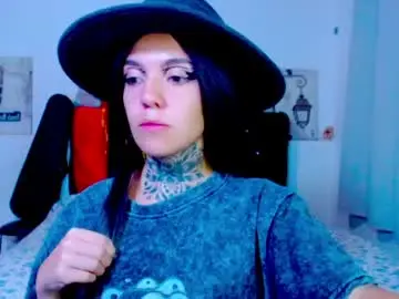 Chaturbate Free Porn Cam of lannie_gonzales