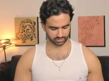 Chaturbate Live Sex Cam of bradleymartin7