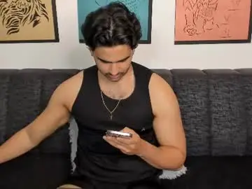 Chaturbate Free Live Porn of bradleymartin7