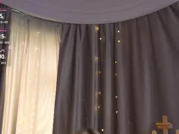 Chaturbate Free Live Porn of _b00bss_