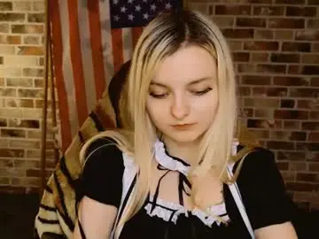 Chaturbate Live Sex Cam of angelabunny_