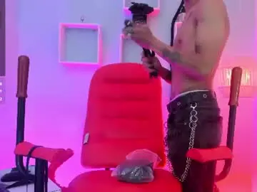 Chaturbate Live Porn of maximoking26