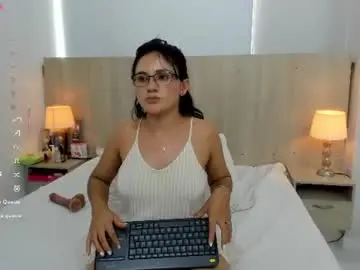 Chaturbate Nude Webcam of mia_mercier