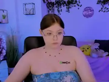 Chaturbate Live Sex Cam of nikol_kitt
