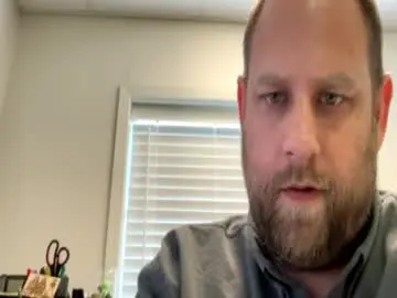 Chaturbate Live Sex Cam of tipman84