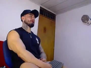 Chaturbate Free Porn Cam of tommyblessd1