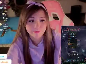 Chaturbate Best live sex cam show of madeleine_shinobi