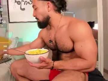 Chaturbate Best live sex cam show of maxstrong01