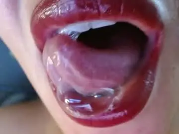 Chaturbate Nude Webcam of miss_evoleth2
