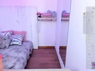 Chaturbate Best live sex cam show of nina_petitte