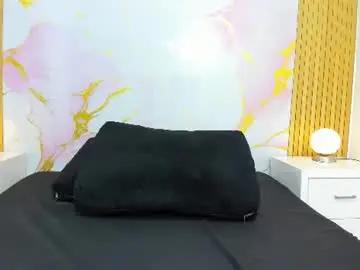 Chaturbate Adult Video Chat of paulinekosh