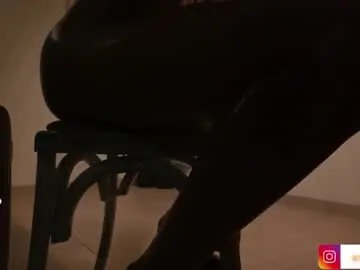 Chaturbate Live Sex Cam of anaonasis