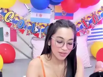 Chaturbate Live Sex Cam of gabbieskinny