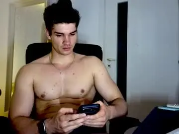 Chaturbate Sex Cam of maxkaiden
