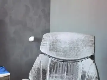 Chaturbate Live Sex Cam of maxkaiden