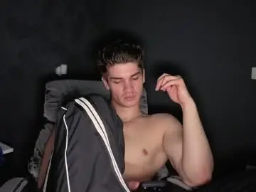 Chaturbate Private Sex Chat of maxkaiden