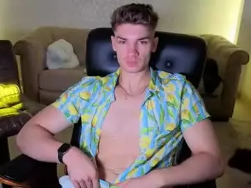 Chaturbate Sex Cam of maxkaiden