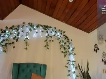 Chaturbate Watch Live Sex Cams of tori_just