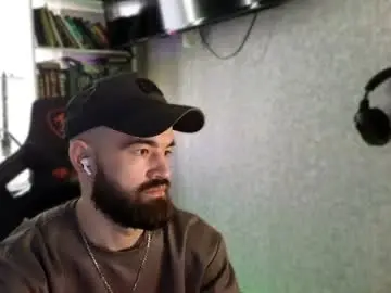 Chaturbate Live Sex Cam of _serious_man
