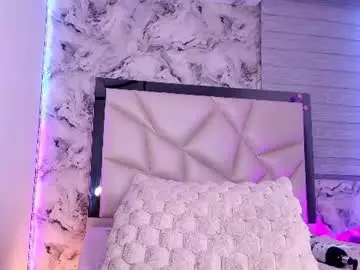 Chaturbate Live Sex Cam of _kendall_07