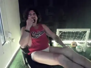 Chaturbate Live Sex Cam of joaquin420_hot