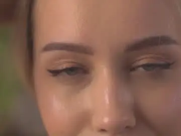 Chaturbate Free Porn Cam of jjennnyy