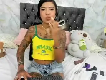 Chaturbate Best live sex cam show of ladysquirtss