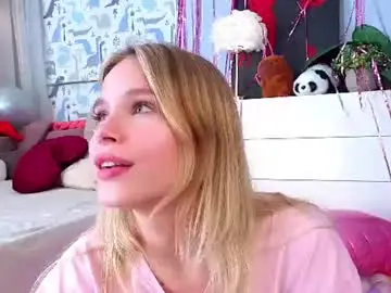 Chaturbate Adult Webcams of sheliamuyres