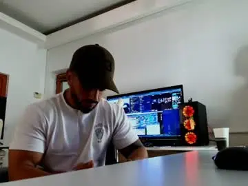 Chaturbate Sex Cam of supermanboyxxl