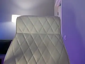 Chaturbate Watch Live Sex Cams of akura_01