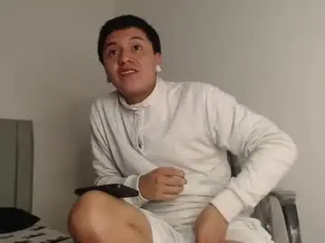 Chaturbate Live Sex Cam of alex__lover