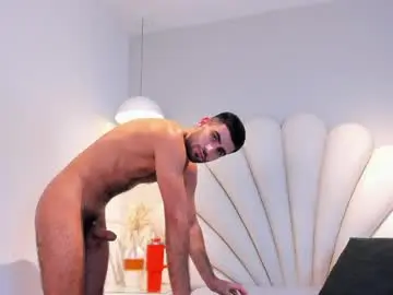 Chaturbate Live Porn of ethan__walker