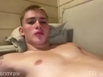 Chaturbate Sex Chat of lil_addy