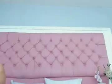 Chaturbate Live Sex Cam of sarahdollss