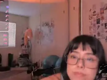 Chaturbate Live Sex Cam of evie_luna