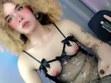 Chaturbate Best live sex cam show of lucy_juicy18