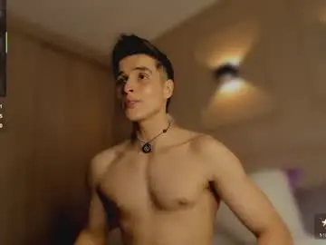 Chaturbate Nude Webcam of thomklein