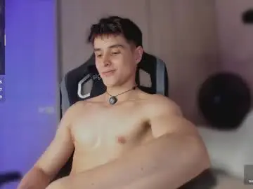 Chaturbate Nude Webcam of thomklein
