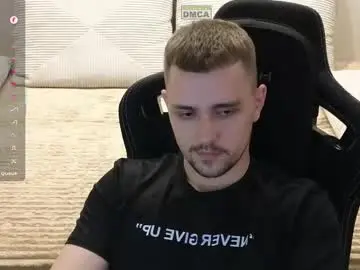 Chaturbate Watch Live Sex Cams of larstar01