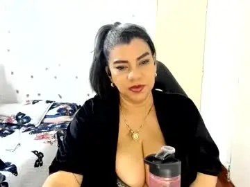 Chaturbate Watch Live Sex Cams of vikyadams