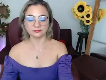 Chaturbate Nude Webcam of lilly_milf