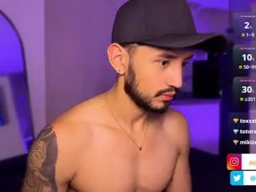 Chaturbate Live Sex of axelking13