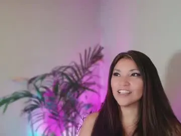 Chaturbate Watch Live Sex Cams of divinelynn
