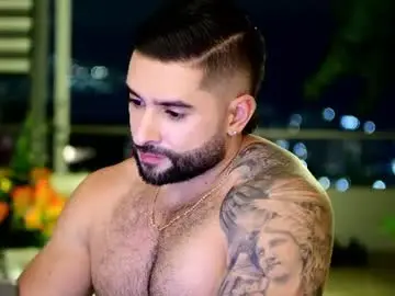 Chaturbate Nude Webcam of lukhass